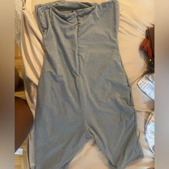 Romper - Picture 2 of 3